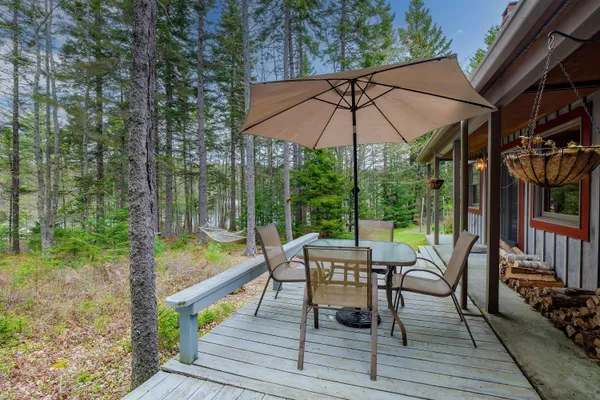 $559,000 | 176 North Main Street, Stonington, ME 04681