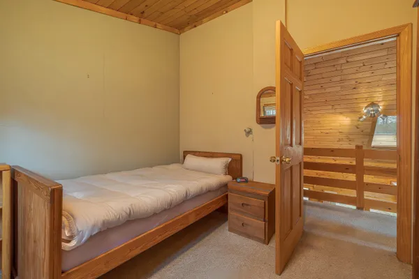 $559,000 | 176 North Main Street, Stonington, ME 04681