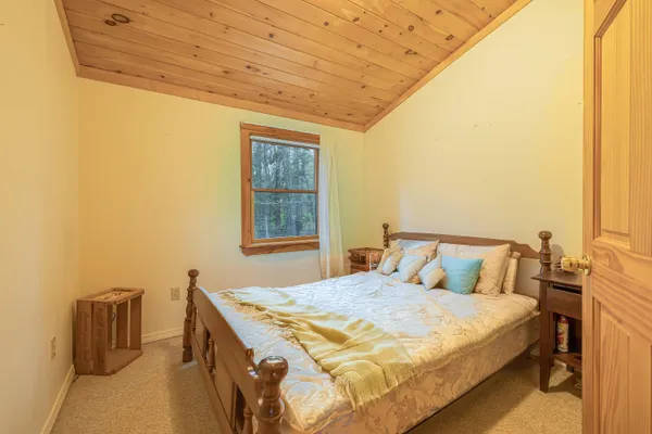 $559,000 | 176 North Main Street, Stonington, ME 04681