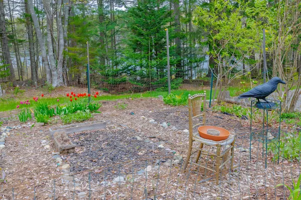 $559,000 | 176 North Main Street, Stonington, ME 04681