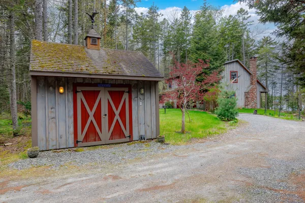 $559,000 | 176 North Main Street, Stonington, ME 04681