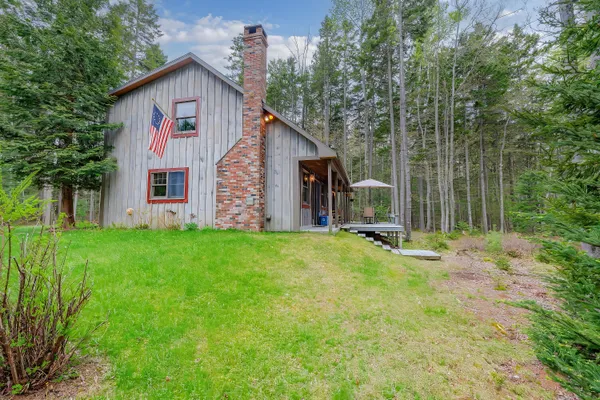 $559,000 | 176 North Main Street, Stonington, ME 04681