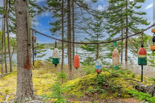 $559,000 | 176 North Main Street, Stonington, ME 04681