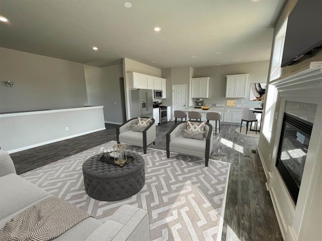 811 Sarah Street Belleville, WI 53508 - Photo 7 of 22