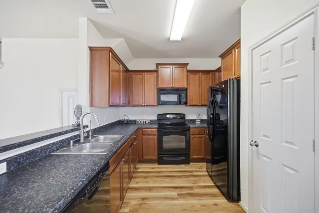 $219,750 | 408 Azurite Drive, Jarrell, TX 76537