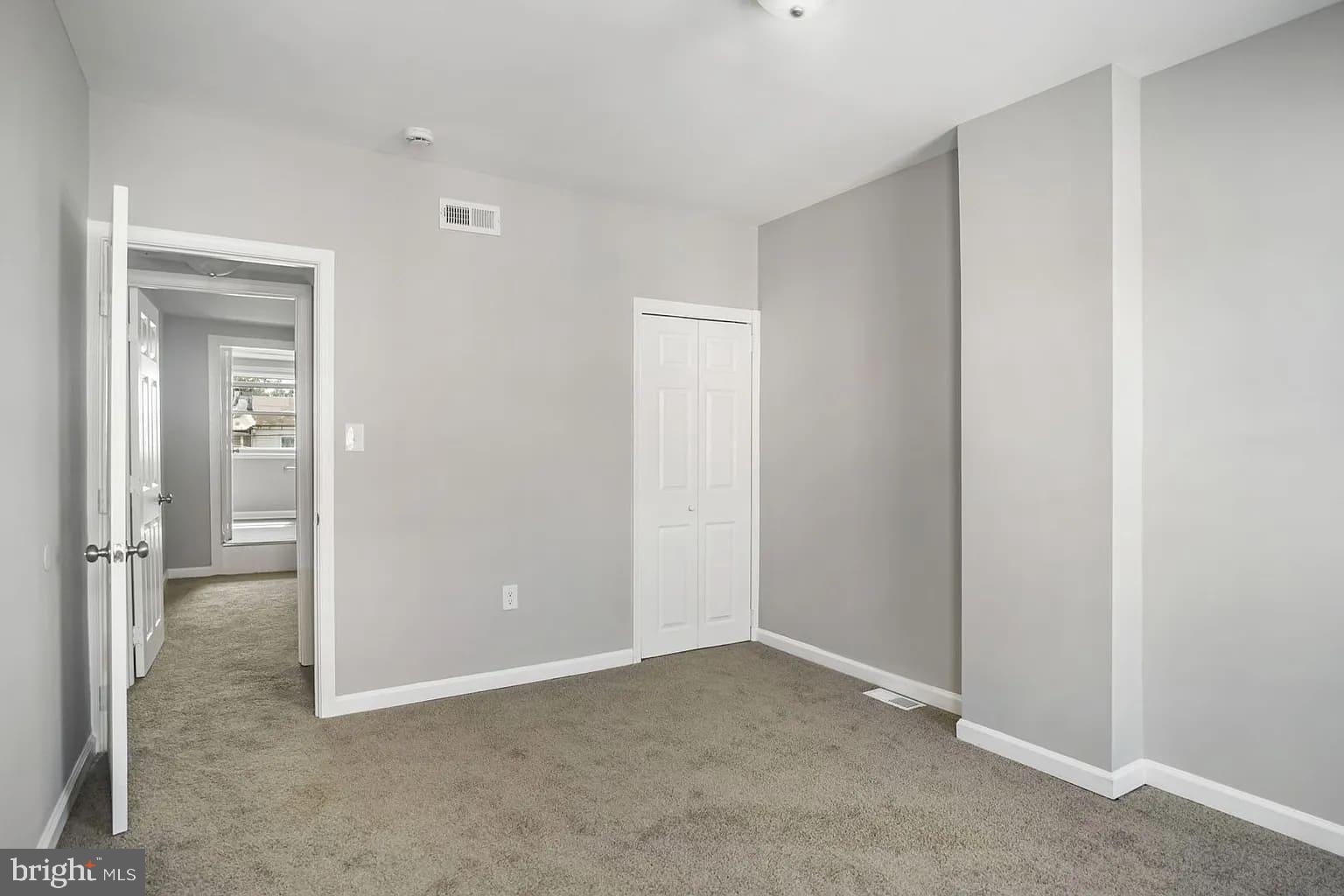 1249 Sargeant Street Baltimore, MD 21223 - Photo 5 of 25