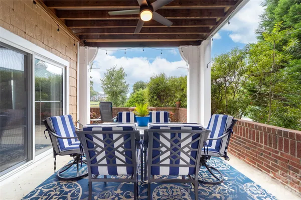 $715,000 | 18619 Harborside Drive, Cornelius, NC 28031