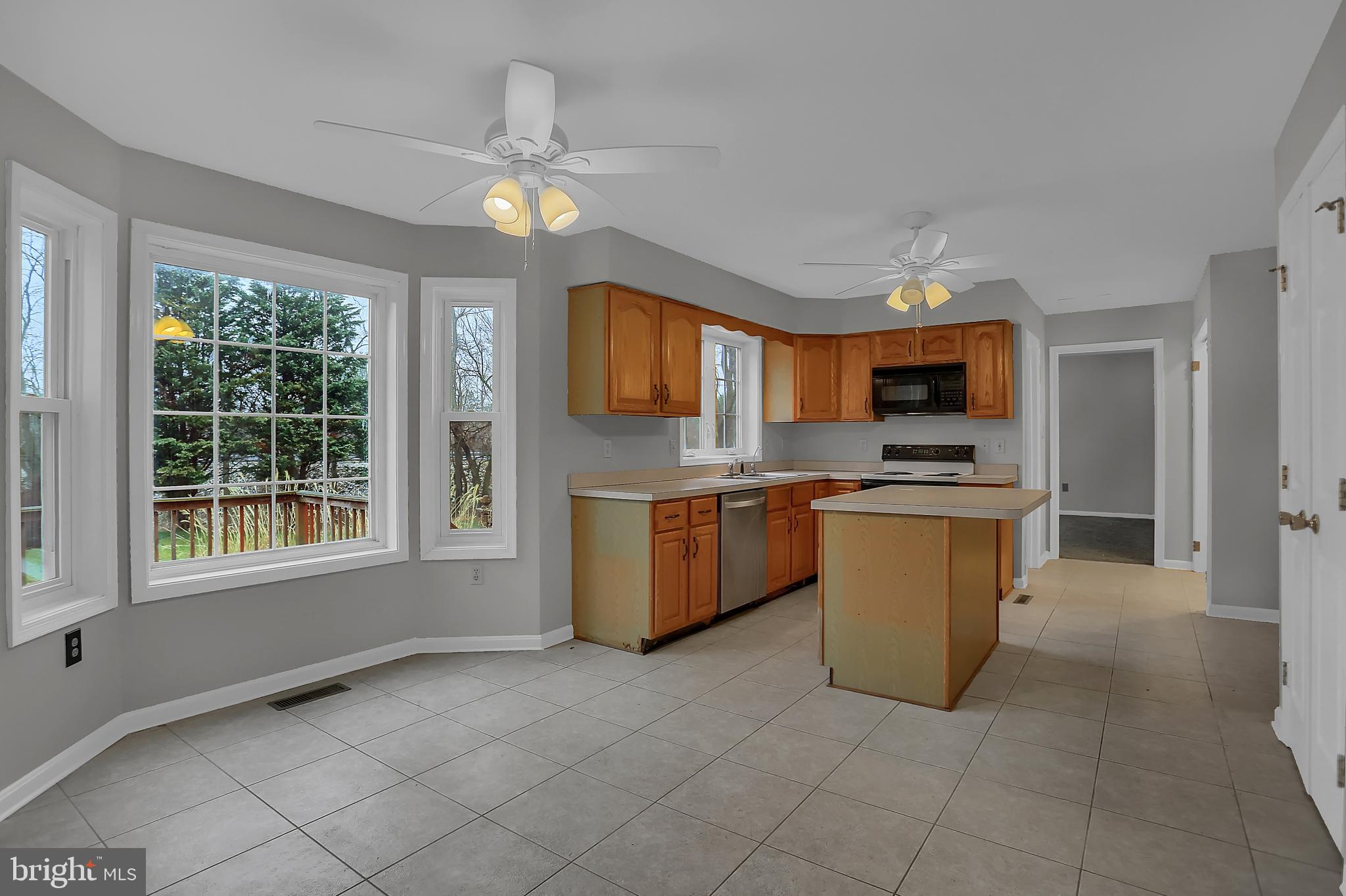 15282 Whitcraft Road New Freedom, PA 17349 - Photo 14 of 54 Kitchen - level 1