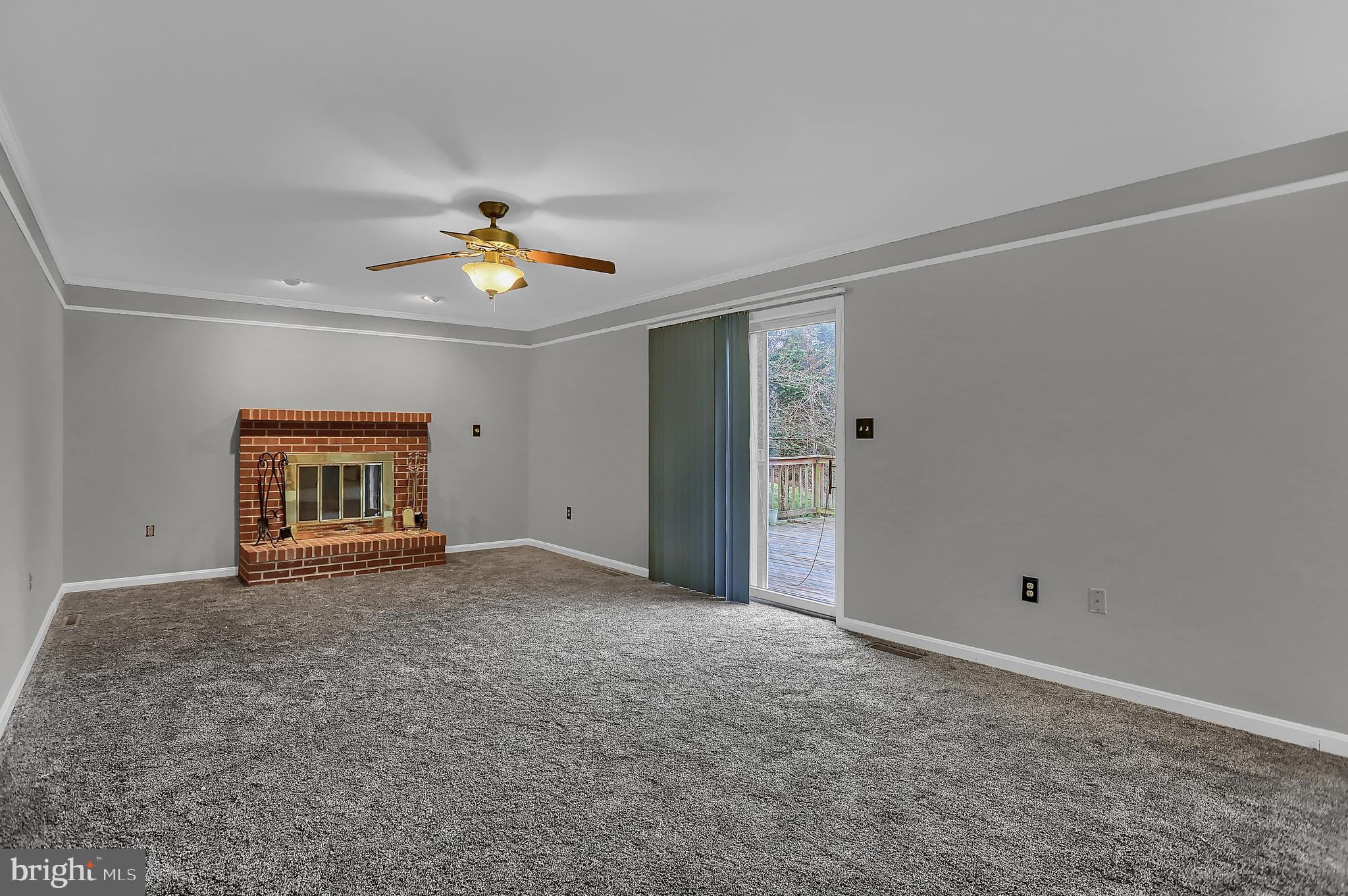 15282 Whitcraft Road New Freedom, PA 17349 - Photo 15 of 54 Family room - level 1