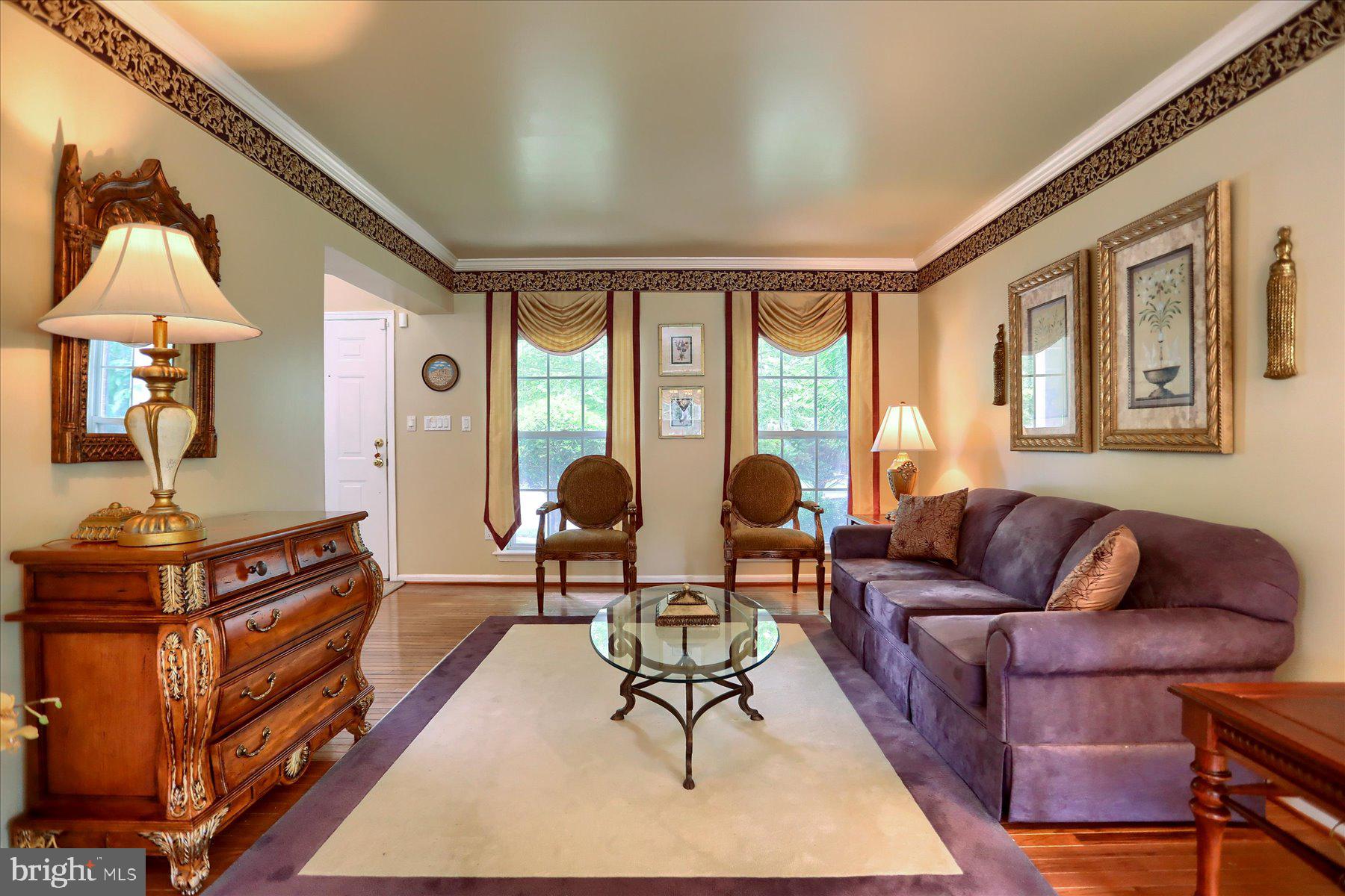 4003 Paige View Road Randallstown, MD 21133 - Photo 6 of 71 Living Room