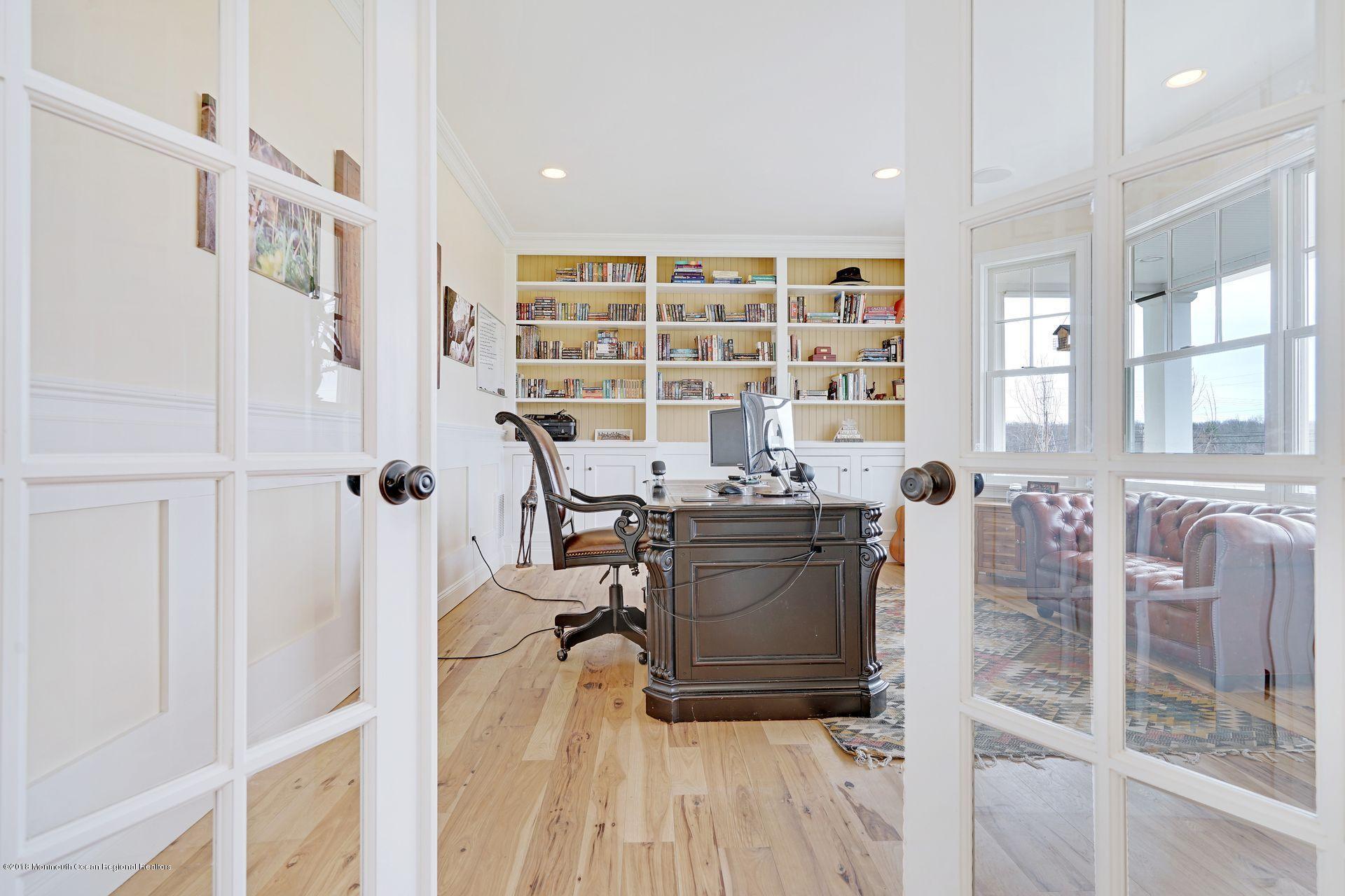 22 Megill Road Farmingdale, NJ 07727 - Photo 14 of 51 19