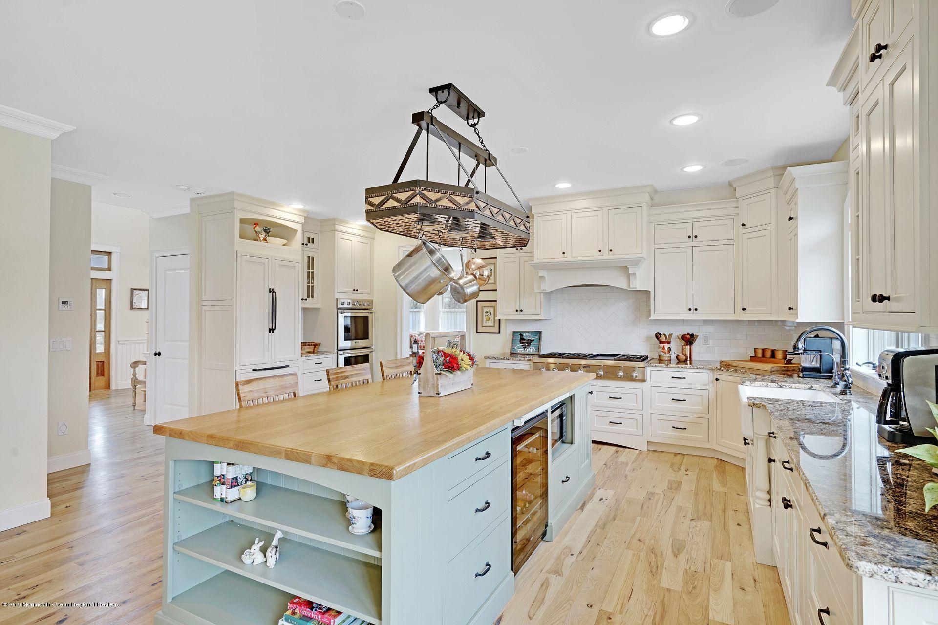 22 Megill Road Farmingdale, NJ 07727 - Photo 20 of 51 25