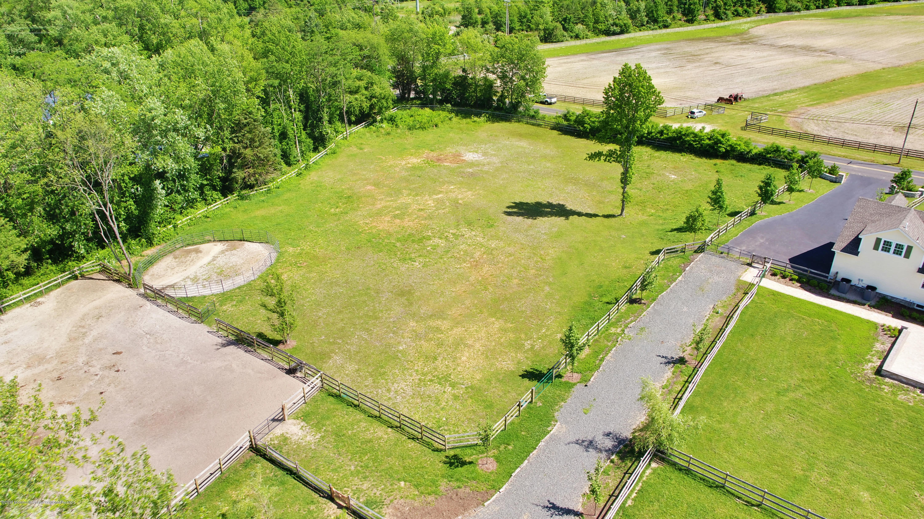 22 Megill Road Farmingdale, NJ 07727 - Photo 4 of 51 4