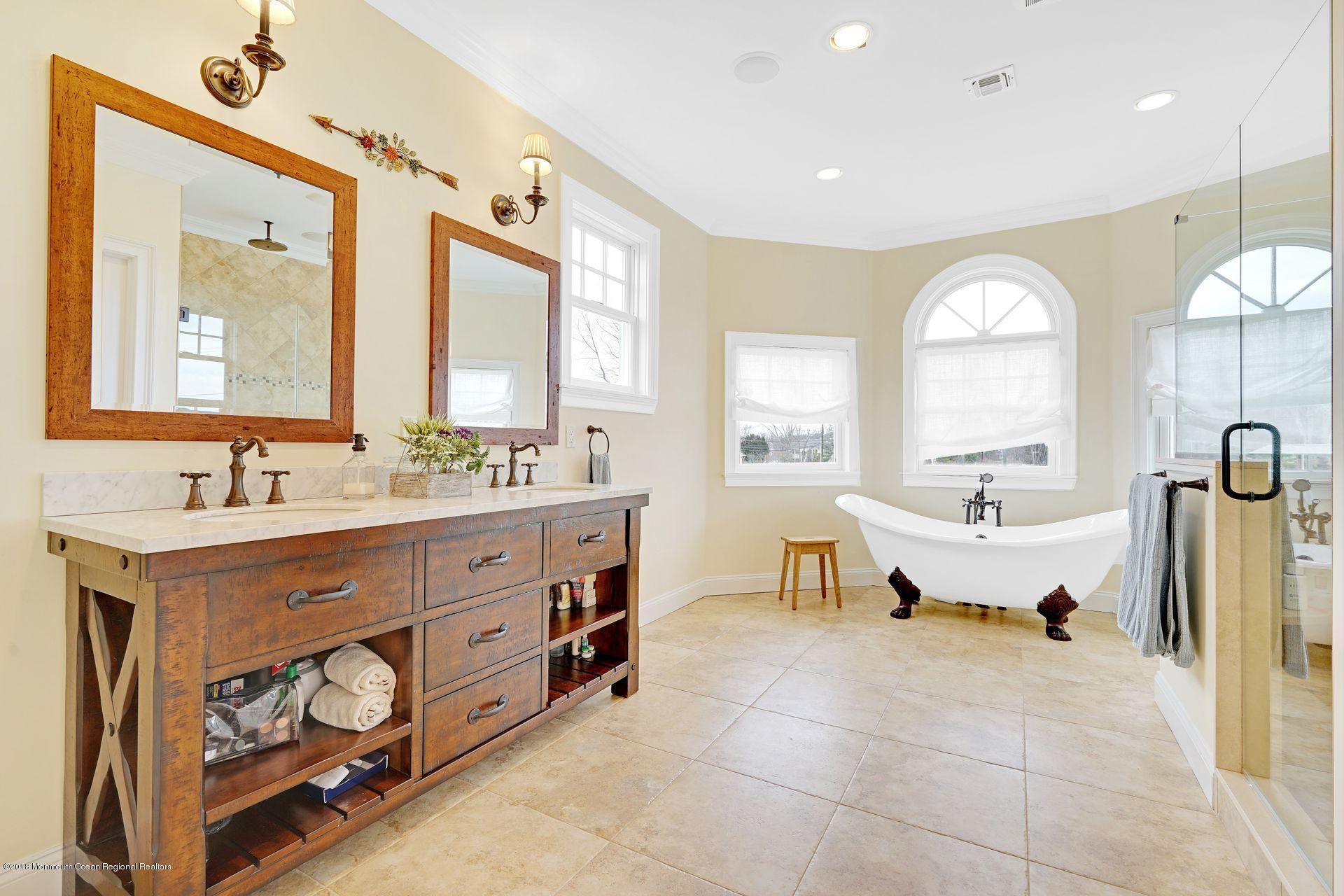 22 Megill Road Farmingdale, NJ 07727 - Photo 45 of 51 53