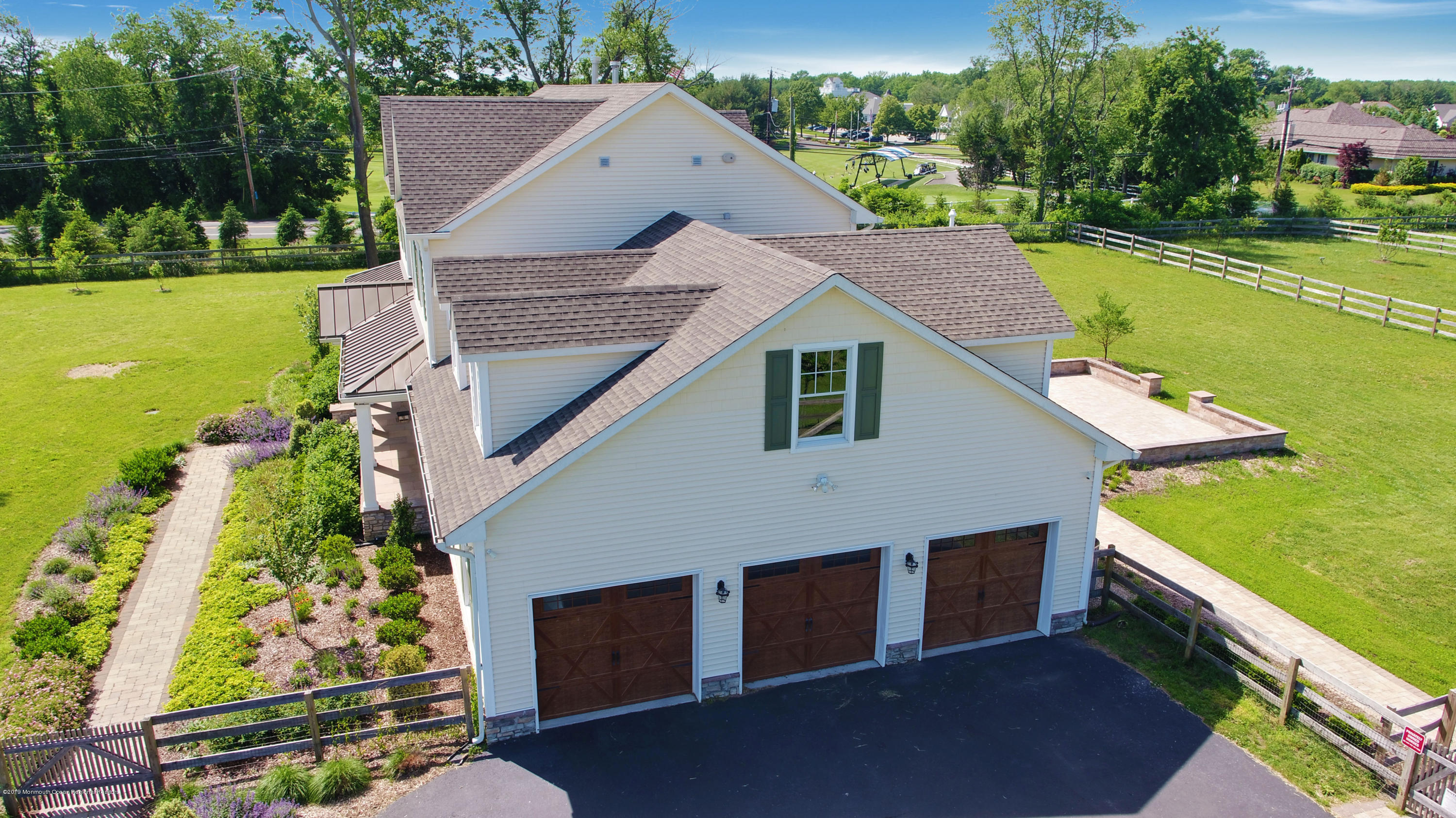 22 Megill Road Farmingdale, NJ 07727 - Photo 7 of 51 7