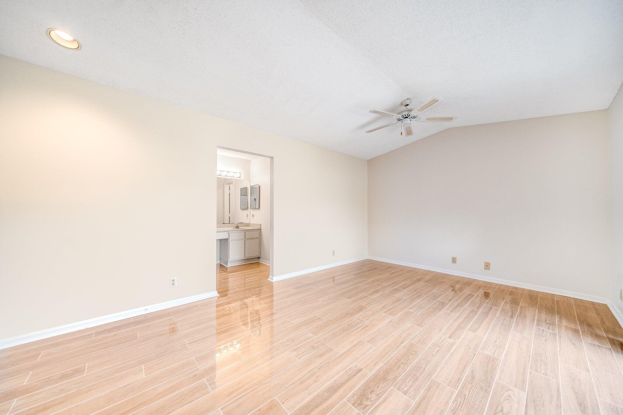 8895 Old Pine Road, Unit 4 Boca Raton, FL 33433 - Photo 19 of 42 33-web-or-mls-JOY02975