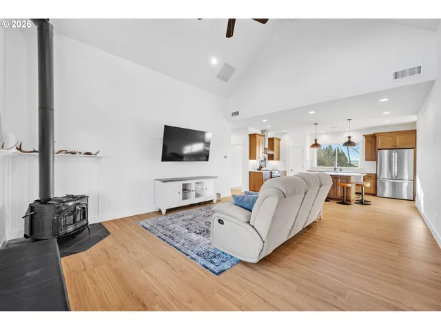 $599,900 | 14490 Ballston Road, Sheridan, OR 97378