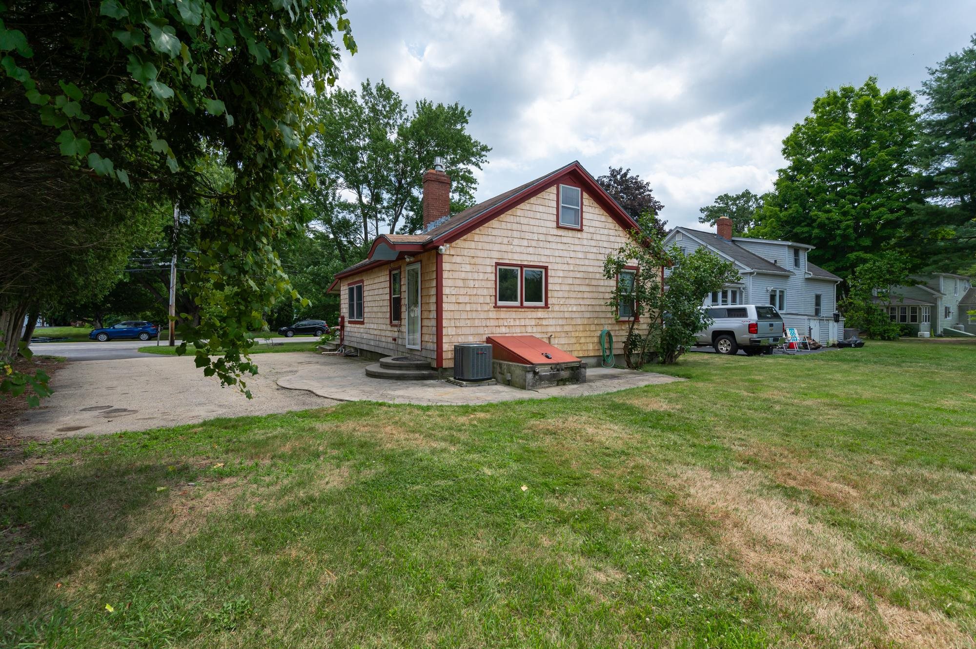117 Court Street Exeter, NH 03833 - Photo 25 of 36