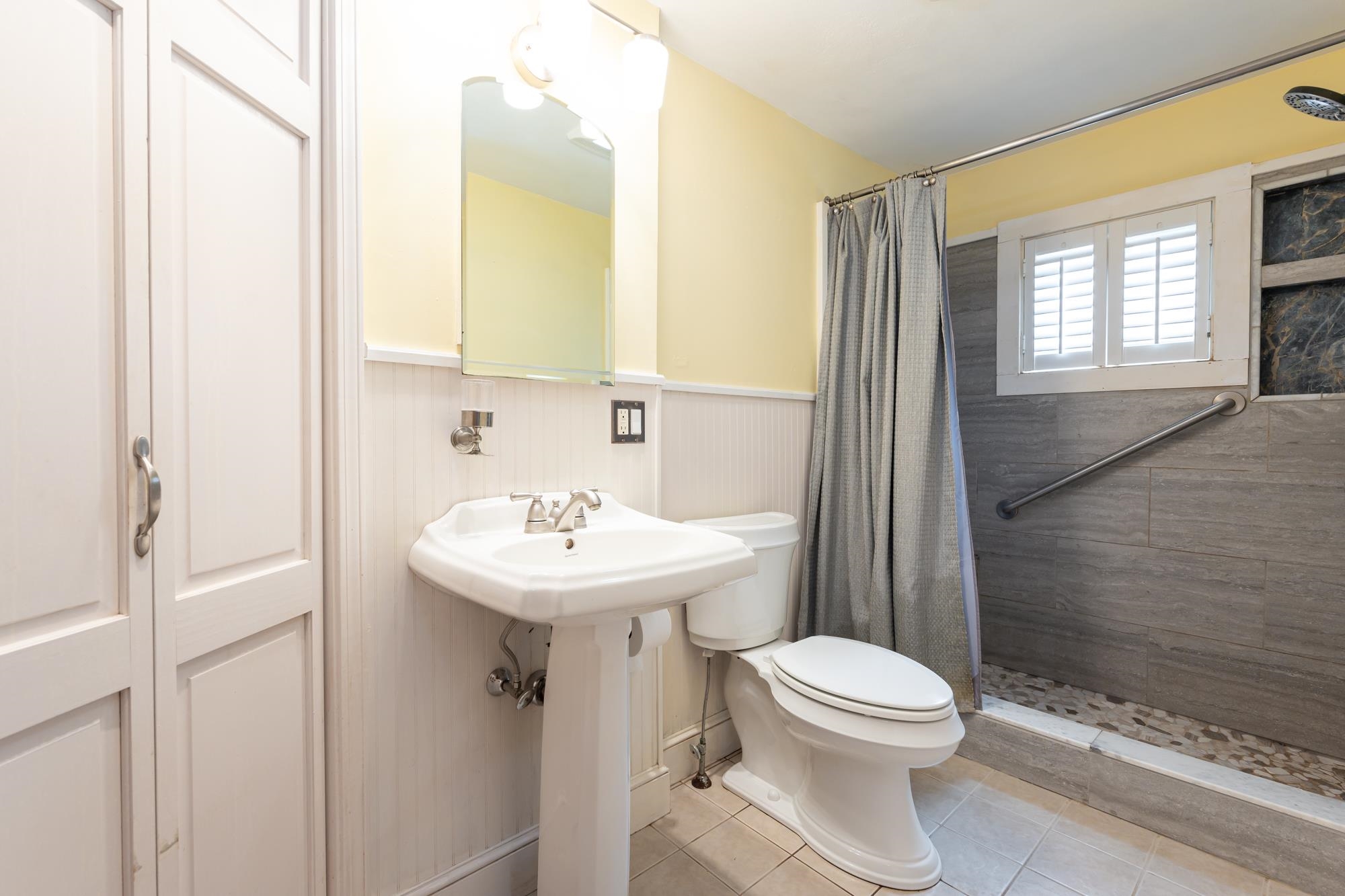 117 Court Street Exeter, NH 03833 - Photo 8 of 36