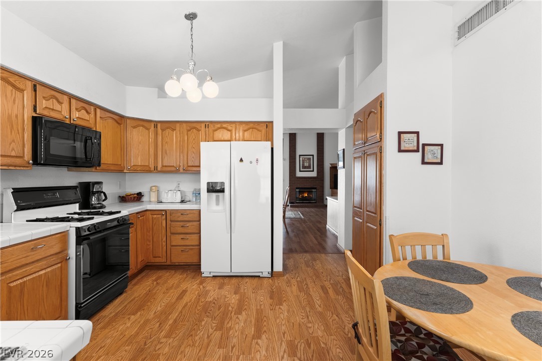 5 Barton Spring Circle Henderson, NV 89074 - Photo 13 of 46