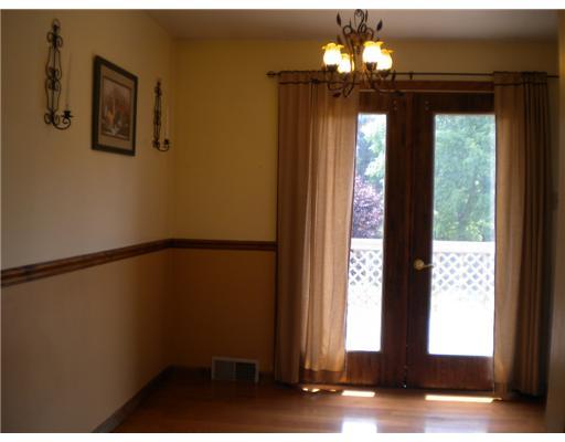 849 Blackhawk Road Beaver Falls, PA 15010 - Photo 14 of 17 Dining Room.