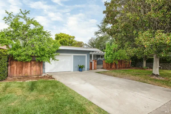 $675,000 | 1250 Mission Drive, Sonoma, CA 95476