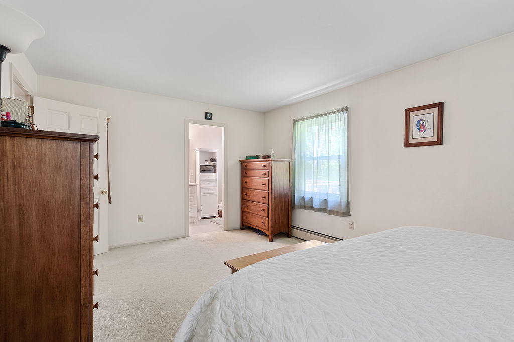 1 Carriage Road Cumberland, ME 04110 - Photo 21 of 36 020_1carriagerdcumberland-33