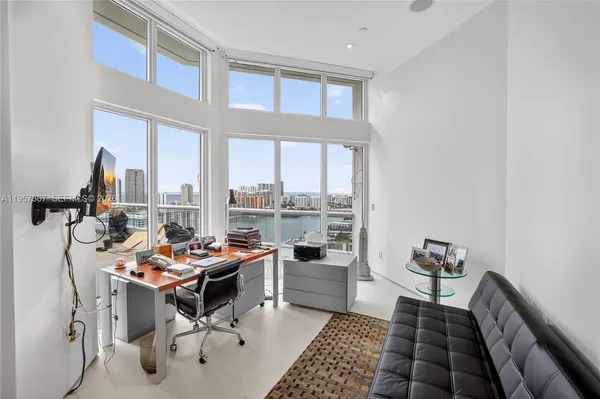 $5,995,000 | 2600 East Island Boulevard, Unit PH1, Aventura, FL 33160