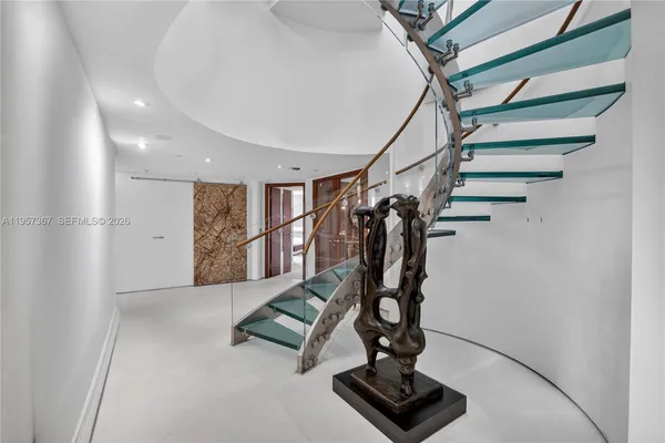 $5,995,000 | 2600 East Island Boulevard, Unit PH1, Aventura, FL 33160