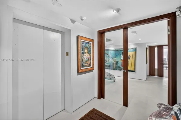 $5,995,000 | 2600 East Island Boulevard, Unit PH1, Aventura, FL 33160