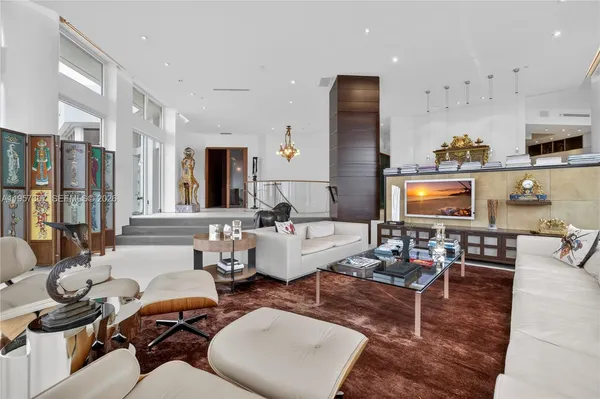 $5,995,000 | 2600 East Island Boulevard, Unit PH1, Aventura, FL 33160