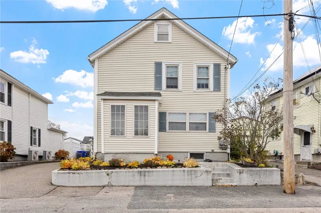 $499,000 | 21 Donnelly Street, East Providence, RI 02914