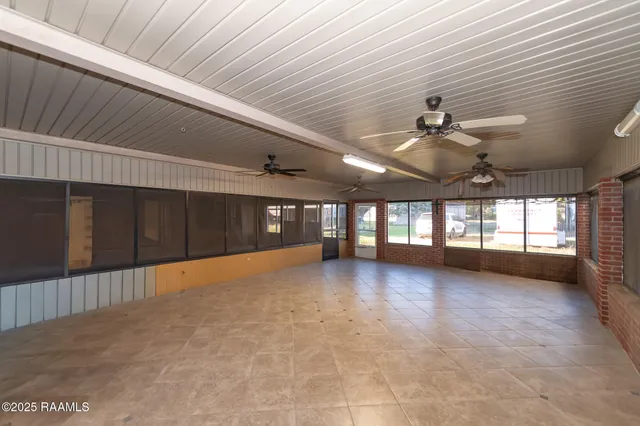 $260,000 | 415 Mcmurtry Street, Gueydan, LA 70542