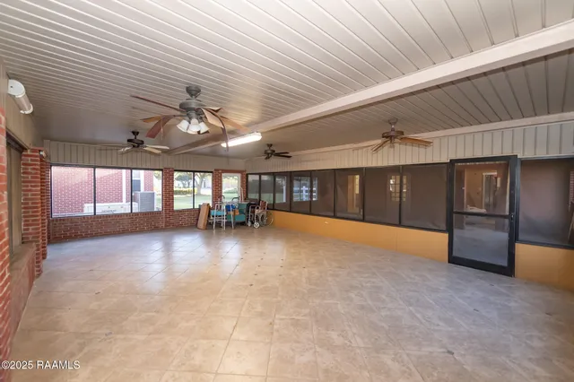 $260,000 | 415 Mcmurtry Street, Gueydan, LA 70542