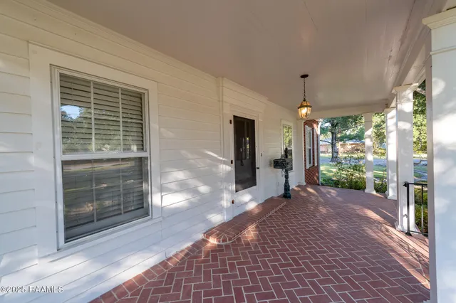 $260,000 | 415 Mcmurtry Street, Gueydan, LA 70542