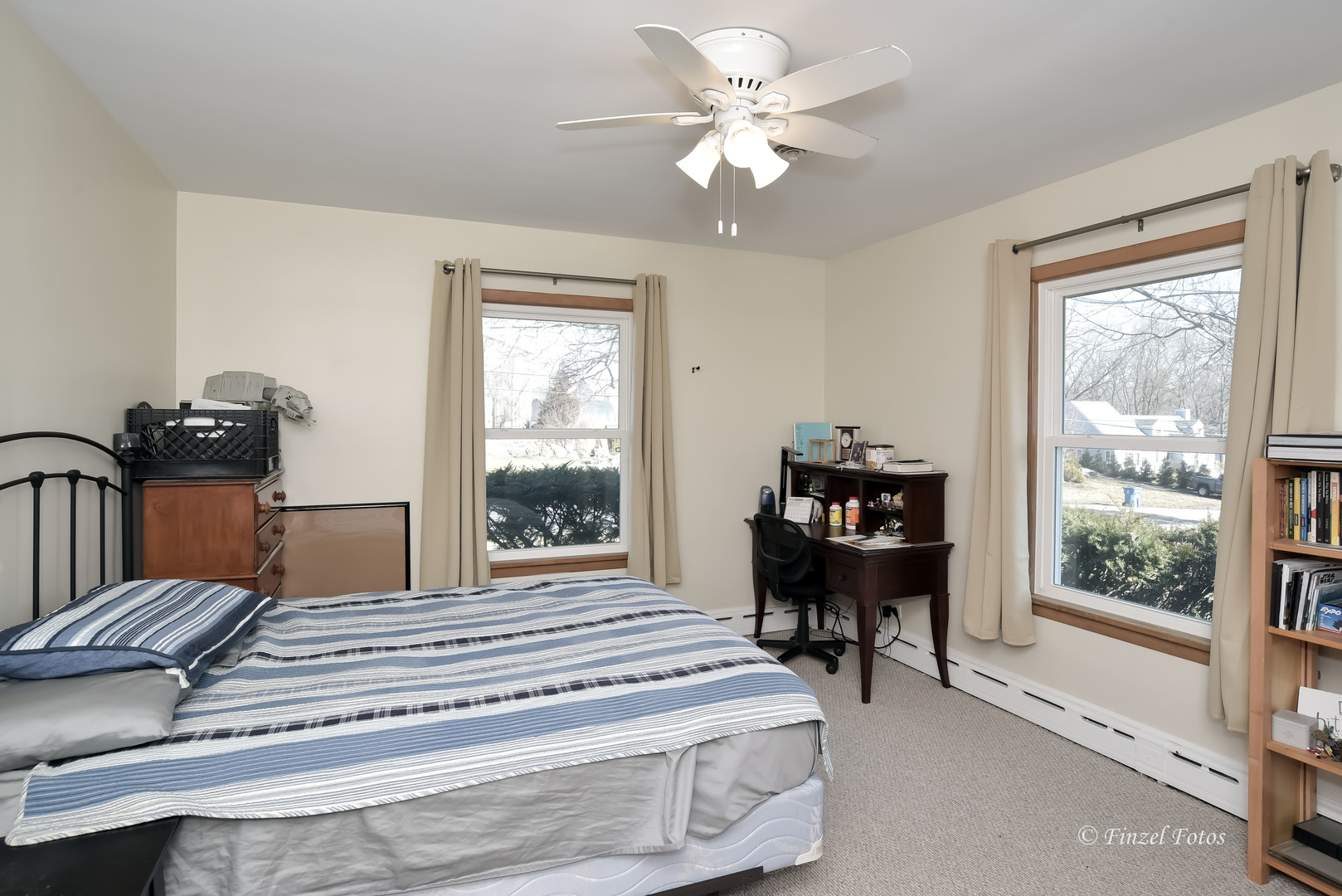13N055 Coombs Road Elgin, IL 60124 - Photo 27 of 34 a bed room with a bed and a window