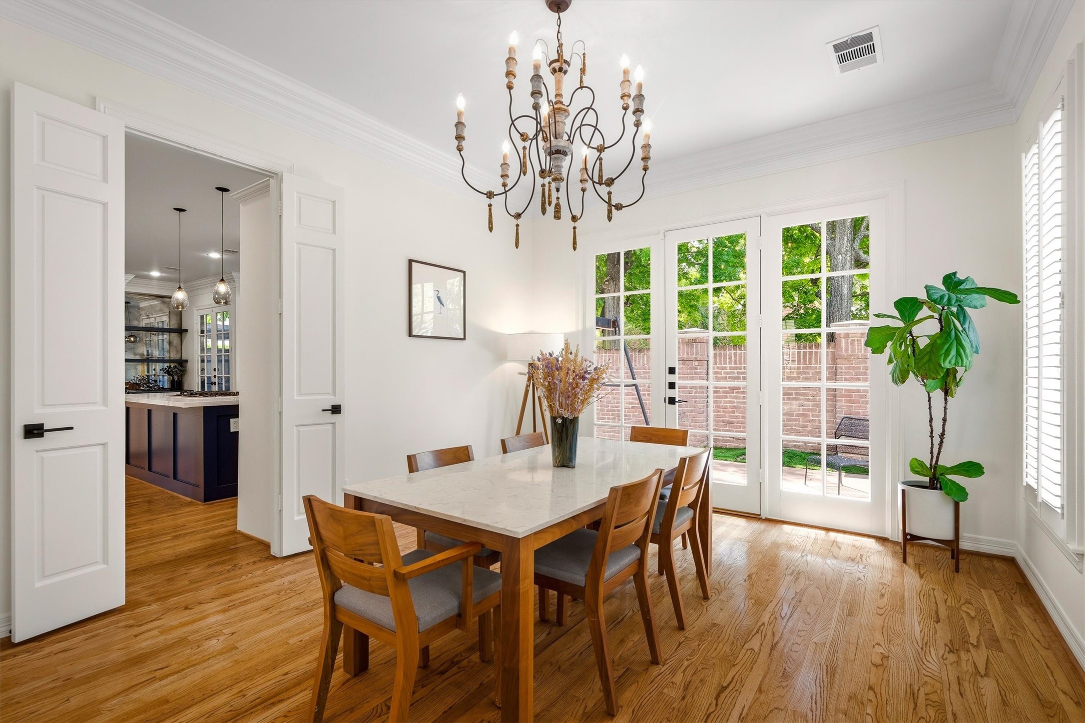 2 Pinewold Court Houston, TX 77056 - Photo 13 of 50 Formal dining area