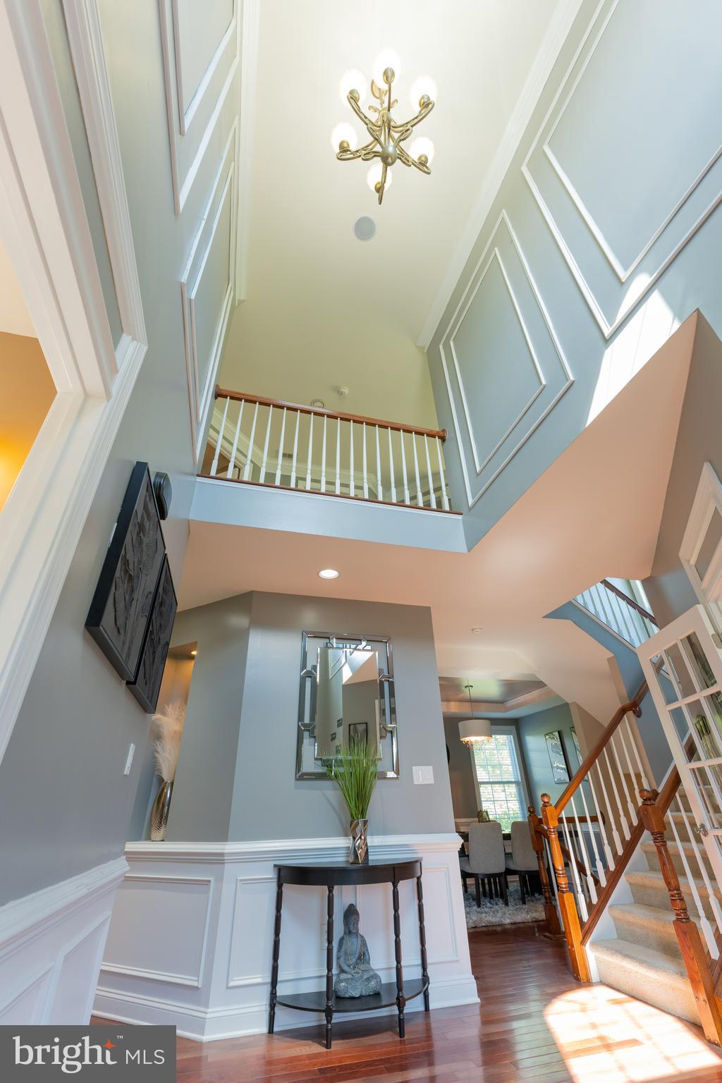 653 Chews Landing Road Sicklerville, NJ 08081 - Photo 5 of 59 High Vaulted Ceiling