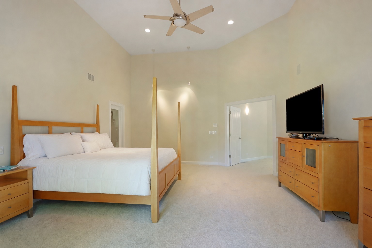225 Spruce Road Northbrook, IL 60062 - Photo 17 of 40