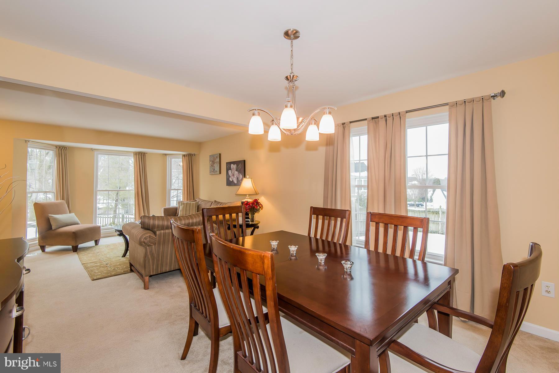 6721 Hunter Road Elkridge, MD 21075 - Photo 3 of 30 Dining Room