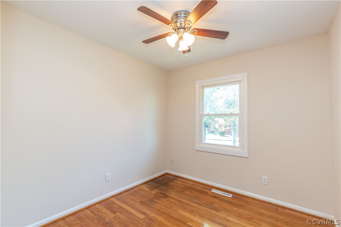 3612 Denison Road Henrico, VA 23231 - Photo 18 of 34 Second upstairs bedroom.