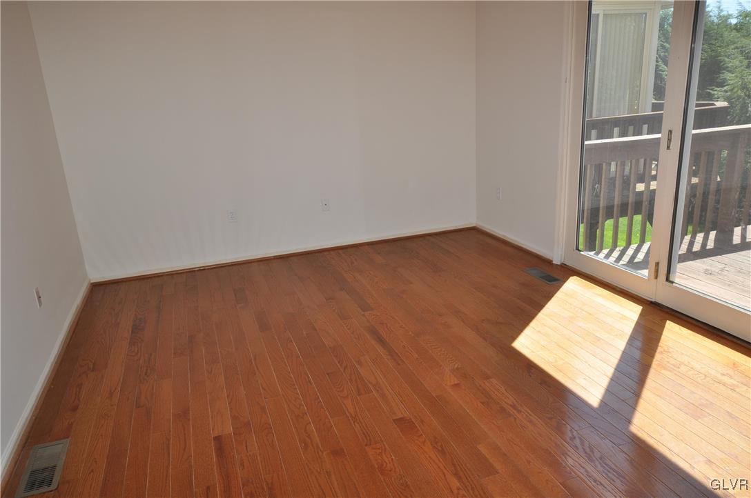 2288 Red Maple Drive Coplay, PA 18037 - Photo 12 of 28 Gallery Image 12