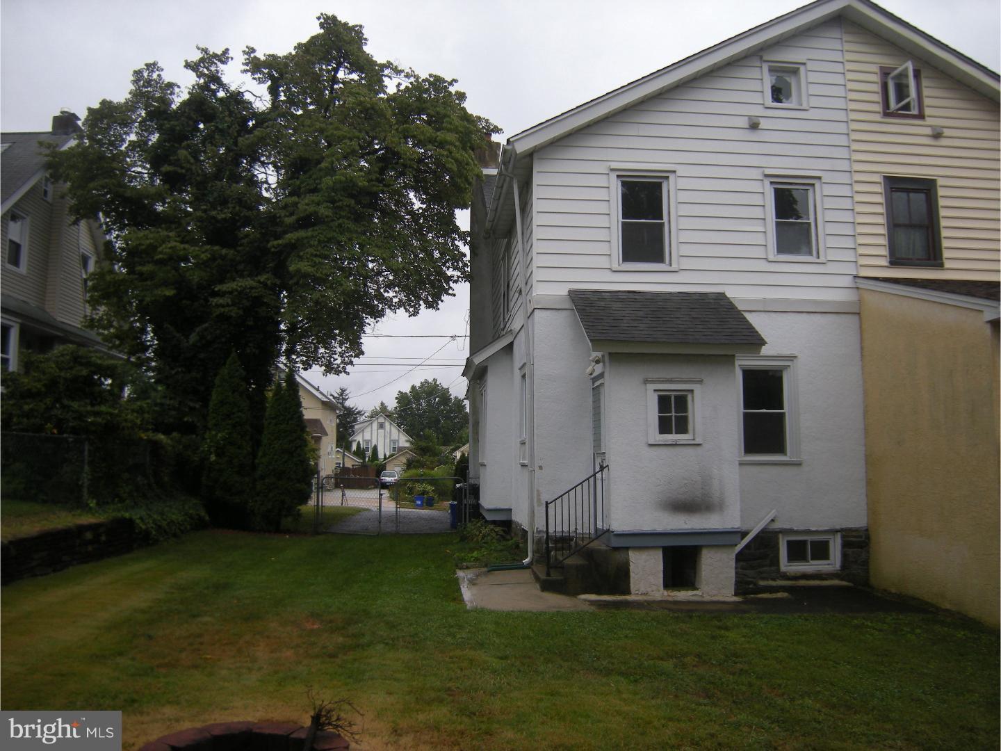 408 Oxford Road Havertown, PA 19083 - Photo 3 of 17 Exterior Back