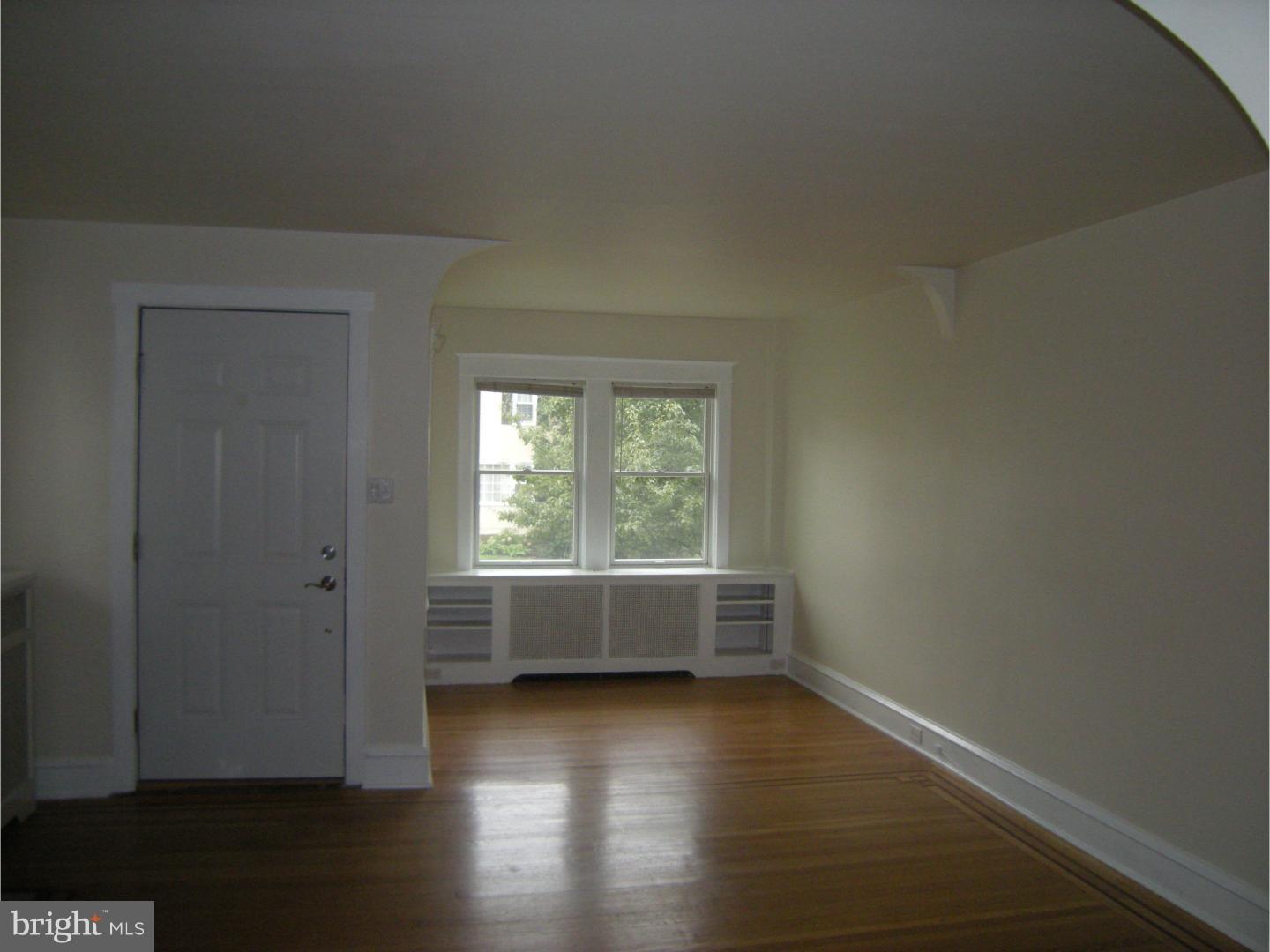408 Oxford Road Havertown, PA 19083 - Photo 5 of 17 Living Room