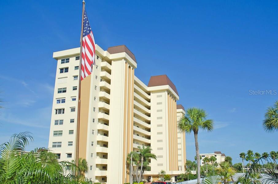 4575 Cove Circle, Unit 704 St. Petersburg, FL 33708 - Photo 1 of 1 Heritage House Condo