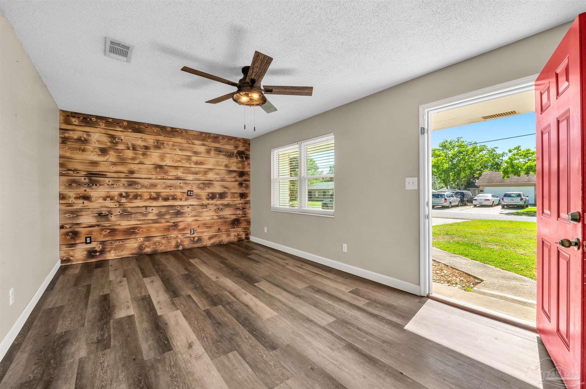 2382 Ryale Road Cantonment, FL 32533 - Photo 4 of 51 Gallery Image 4
