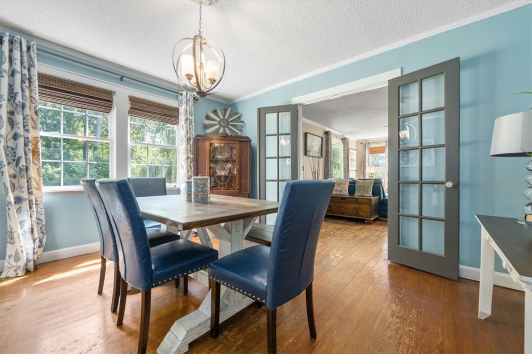 310 Cardinal Drive Easley, SC 29642 - Photo 6 of 23 Dining
