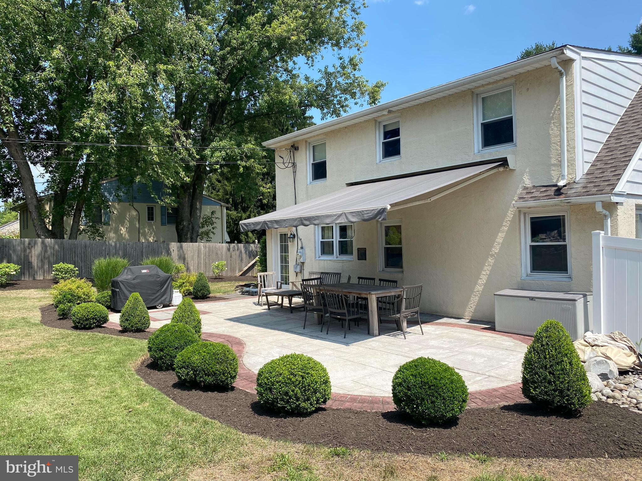 652 Holland Road Southampton, PA 18966 - Photo 8 of 55