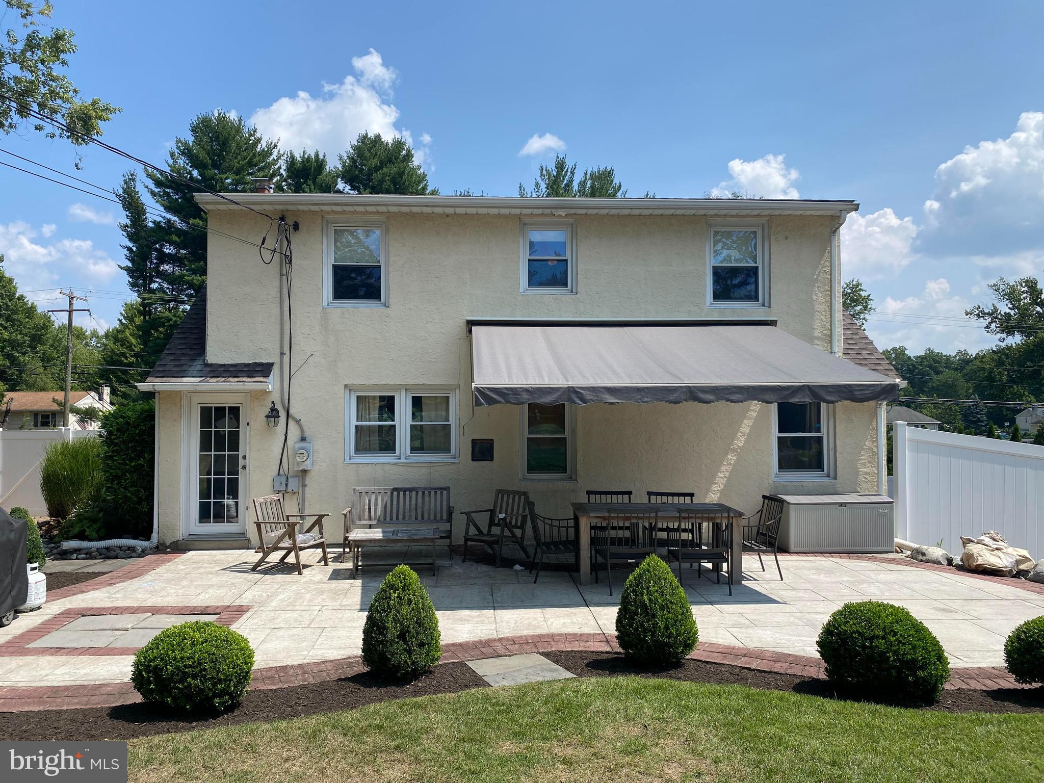 652 Holland Road Southampton, PA 18966 - Photo 9 of 55
