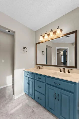 $449,000 | 17042 250th Avenue, Paynesville, MN 56362